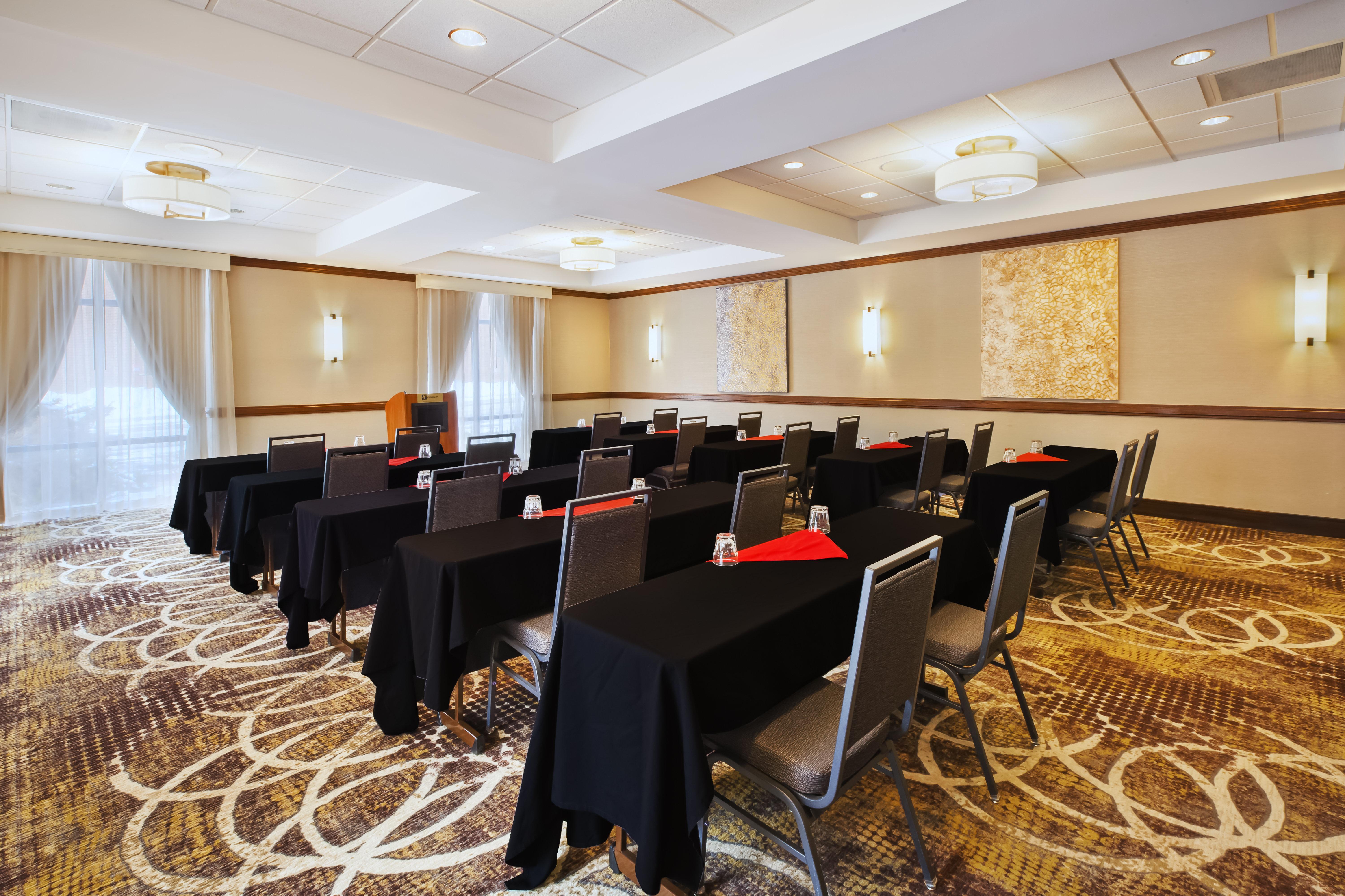 Doubletree By Hilton Rapid City Downtown Convention Center Buitenkant foto
