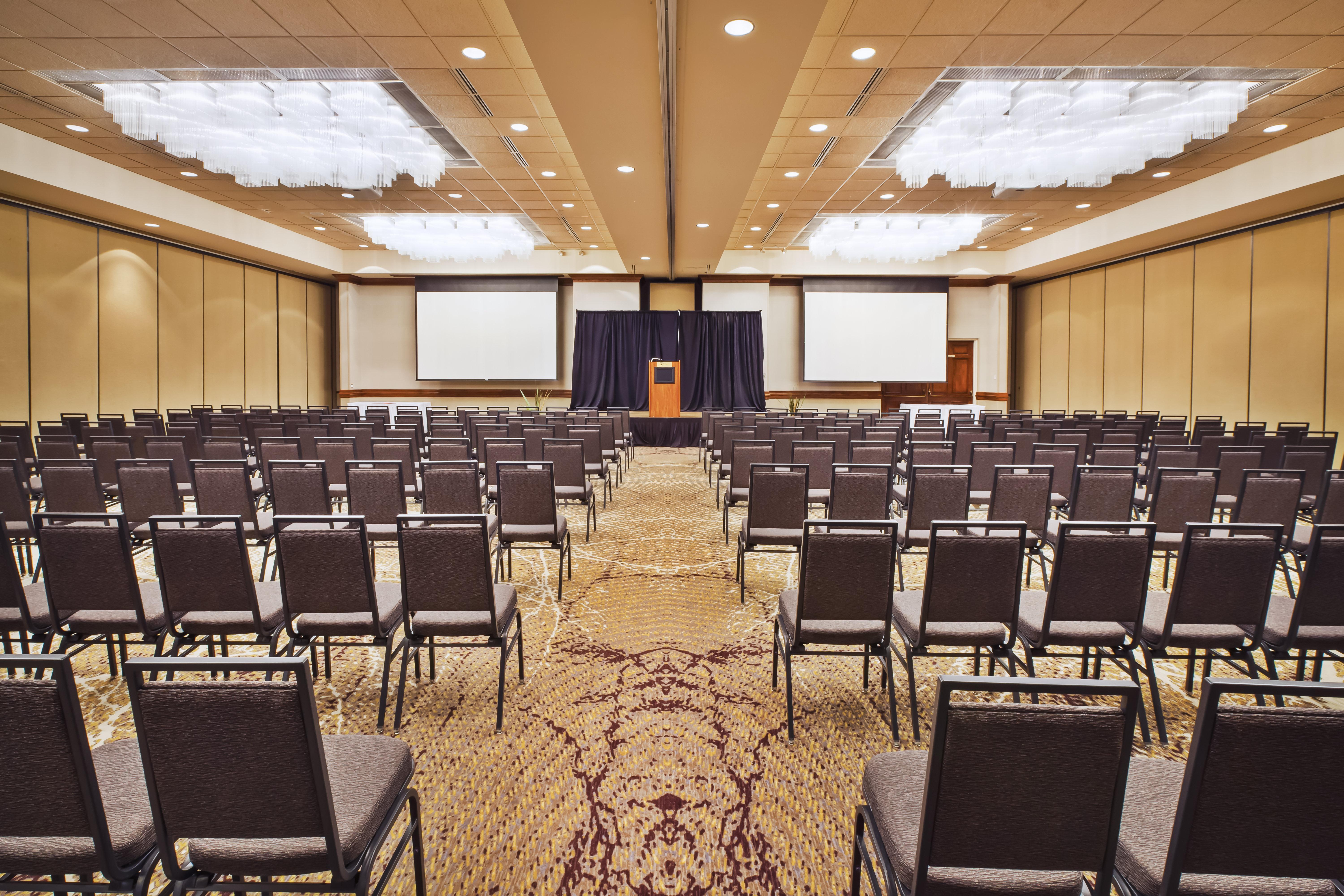 Doubletree By Hilton Rapid City Downtown Convention Center Buitenkant foto